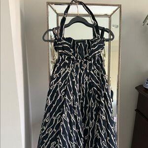 Stylish Black and White Strapless Dress